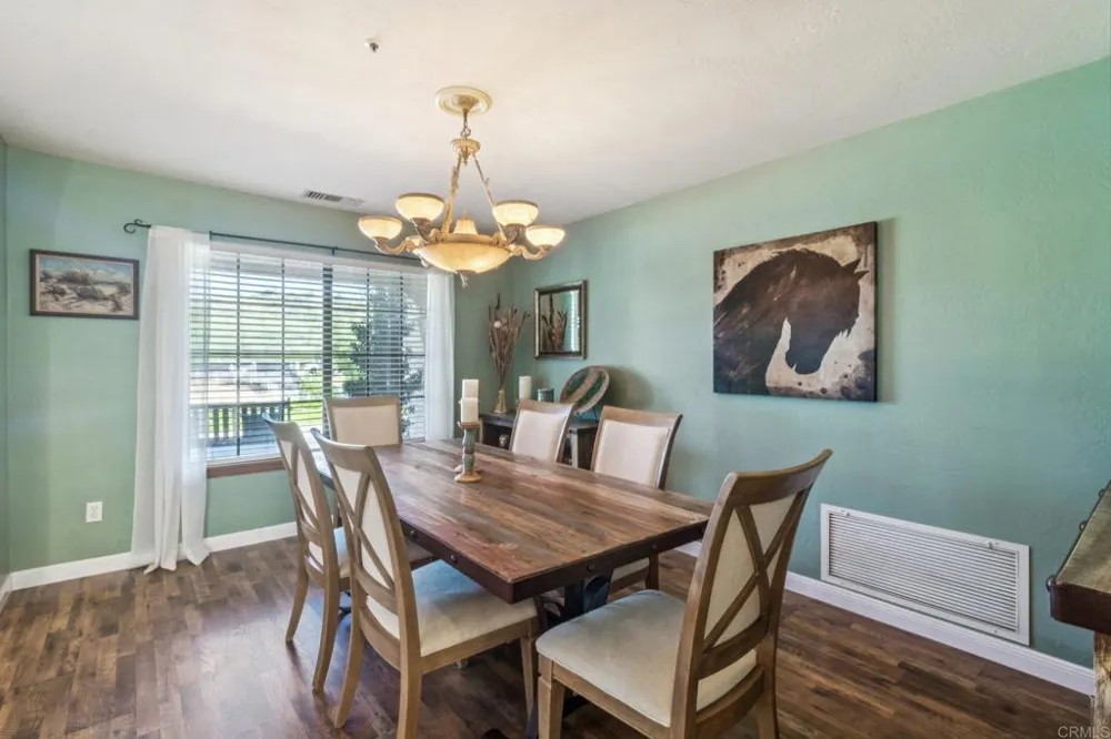 29950 Robbie Ln Vista, CA 92084