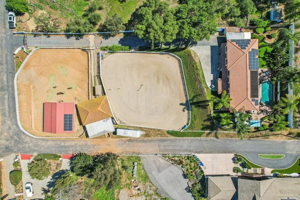 29950 Robbie Ln Vista, CA 92084