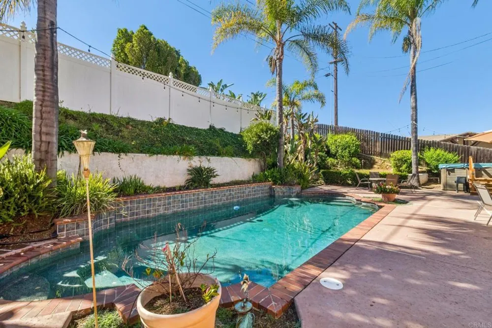 29950 Robbie Ln Vista, CA 92084