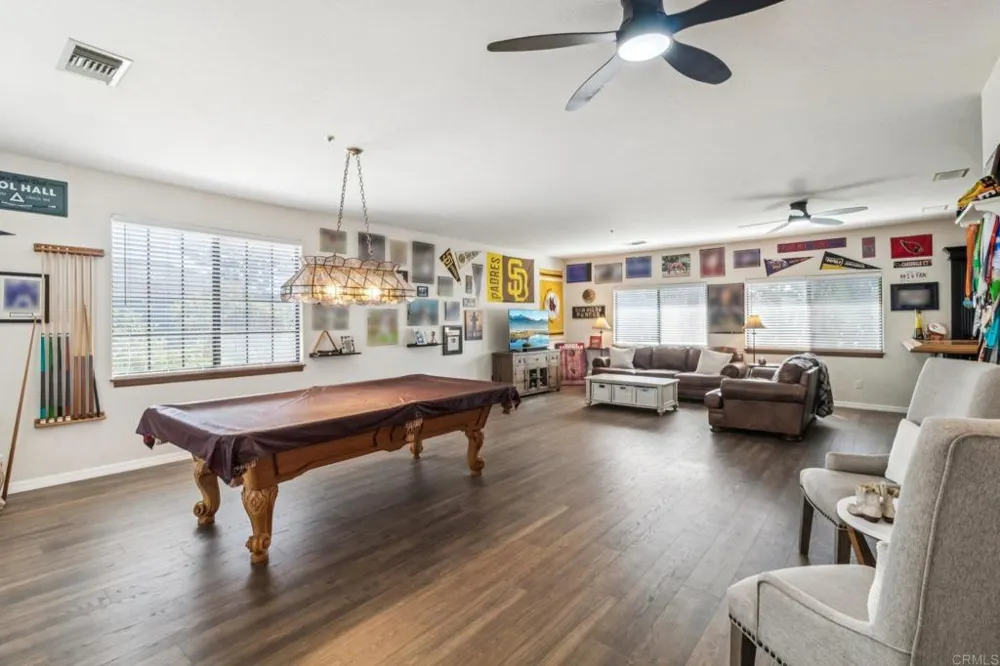 29950 Robbie Ln Vista, CA 92084