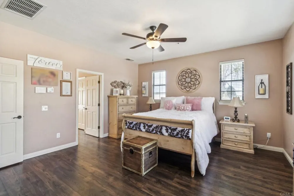 29950 Robbie Ln Vista, CA 92084
