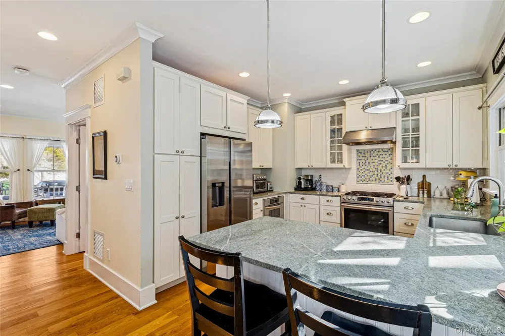 38 Baycrest Avenue East Quogue, NY 11942