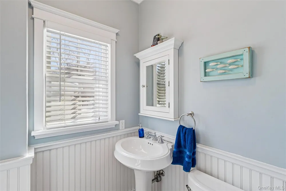 38 Baycrest Avenue East Quogue, NY 11942