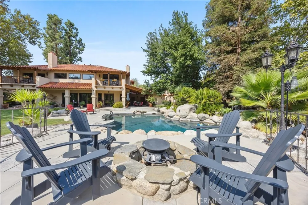 14025 Yokuts Bakersfield, CA 93306