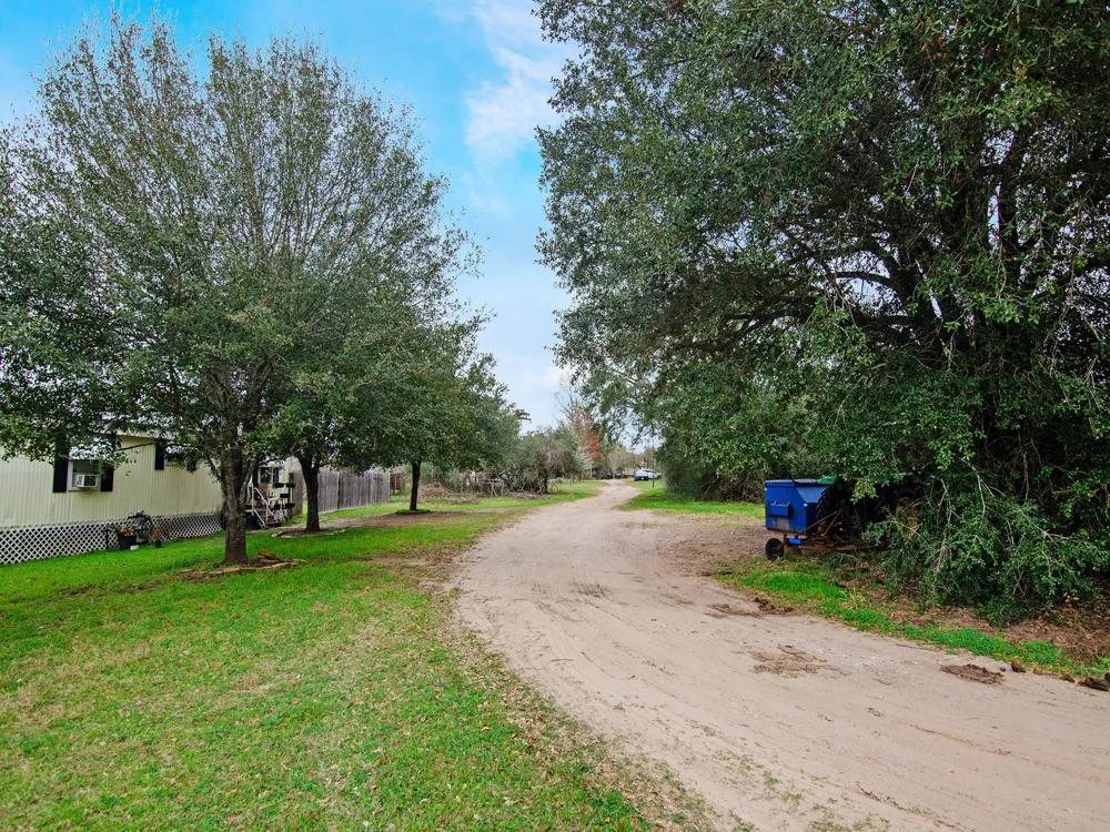 37462 Vaclavik Road Pattison, TX 77423