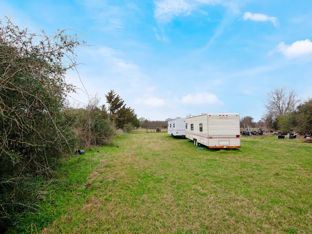37462 Vaclavik Road Pattison, TX 77423