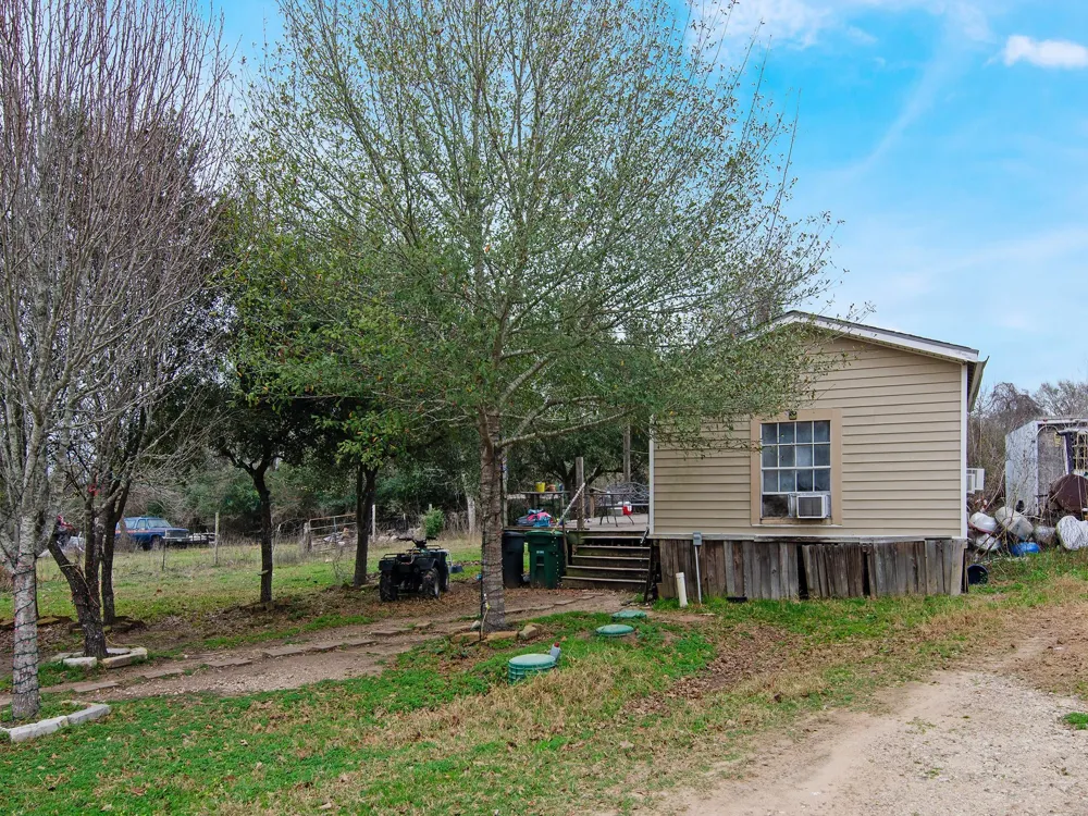 37462 Vaclavik Road Pattison, TX 77423