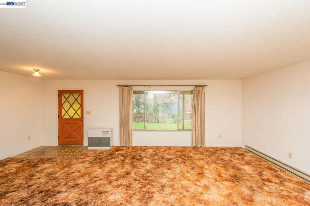 376 Mountain View Dr. Lewiston, CA 96052