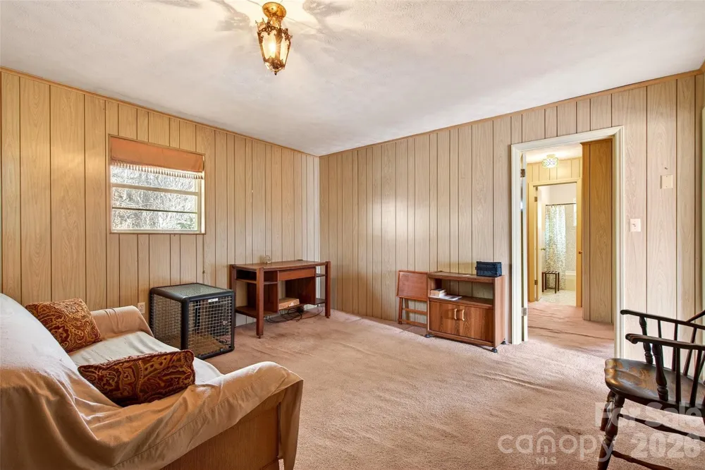 1306 Fork Mountain Road Bakersville, NC 28705