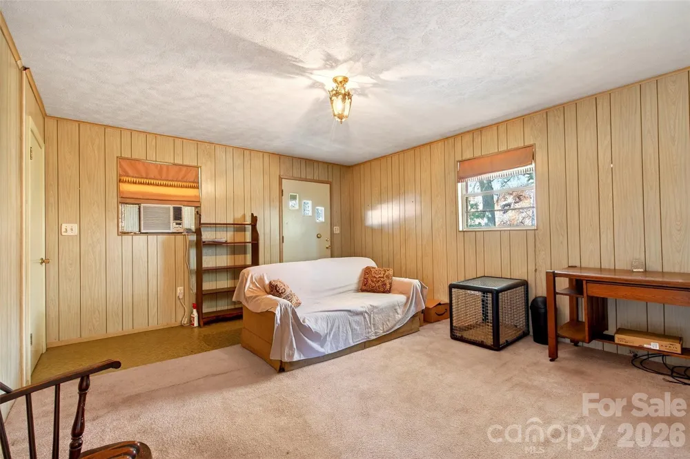 1306 Fork Mountain Road Bakersville, NC 28705