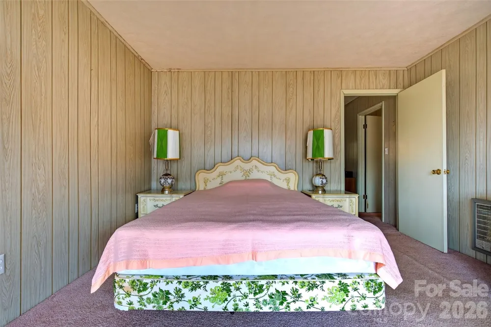 1306 Fork Mountain Road Bakersville, NC 28705