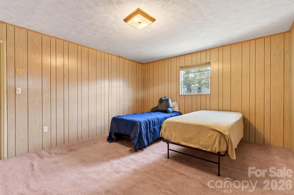 1306 Fork Mountain Road Bakersville, NC 28705