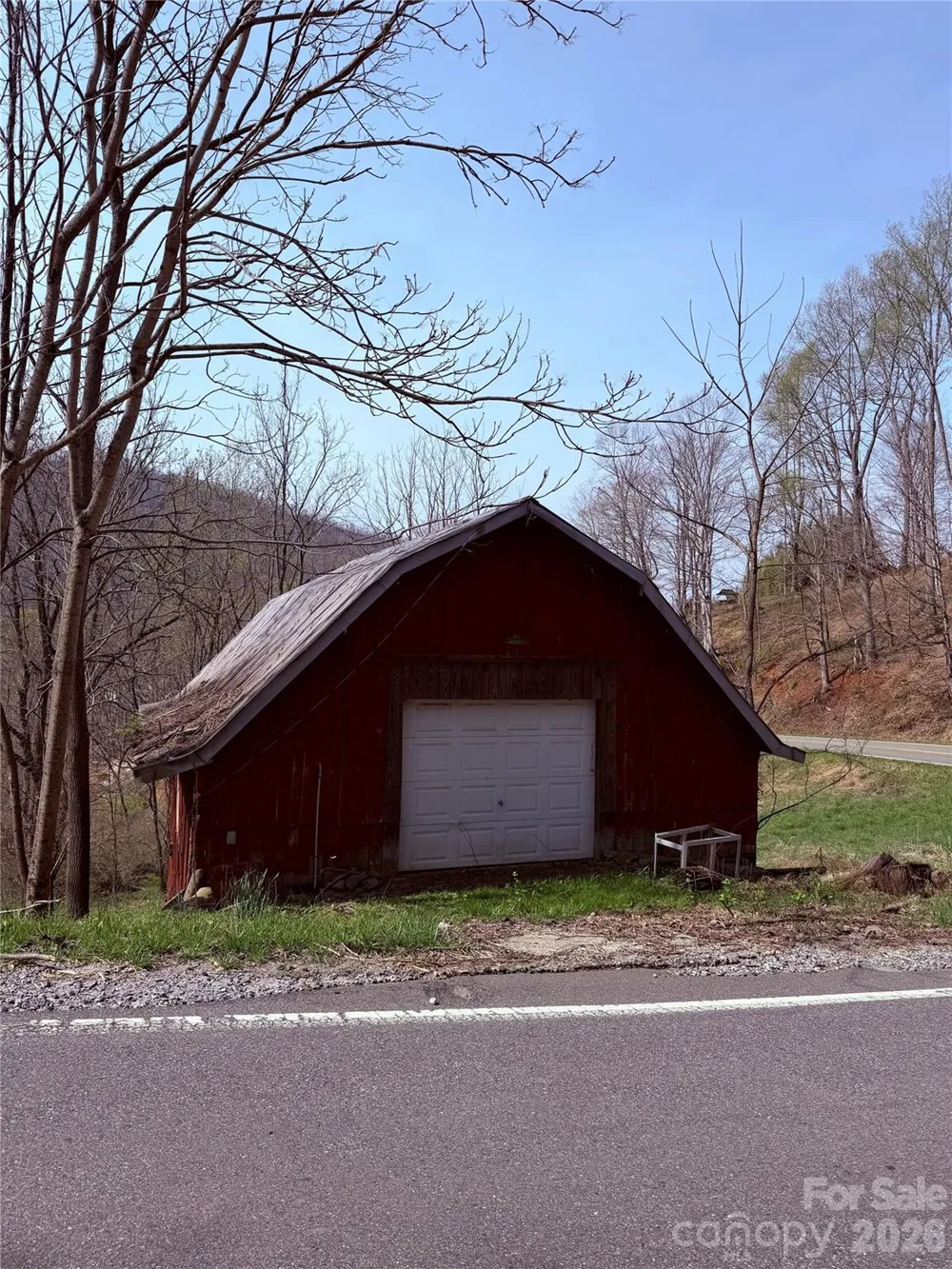 1306 Fork Mountain Road Bakersville, NC 28705
