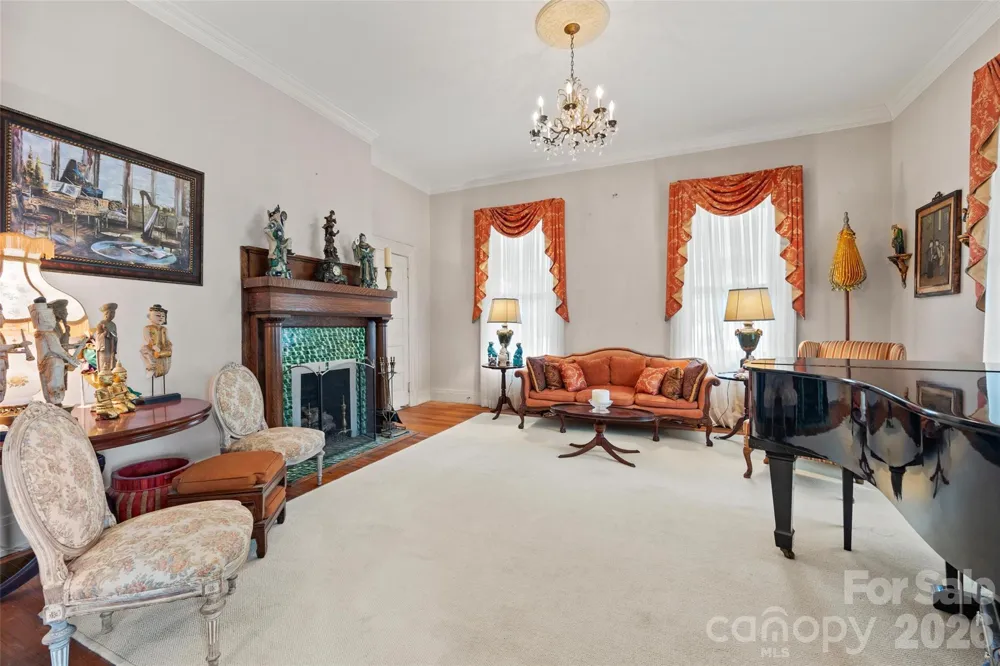530 E Rutledge Avenue Gaffney, SC 29340