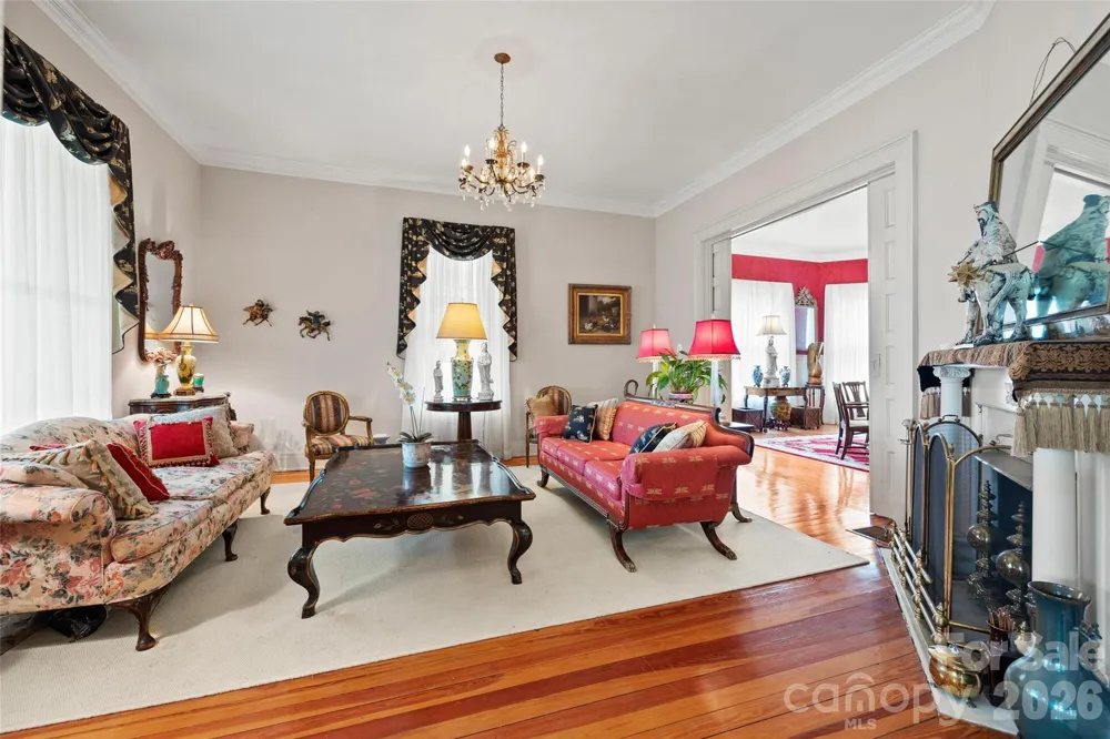 530 E Rutledge Avenue Gaffney, SC 29340