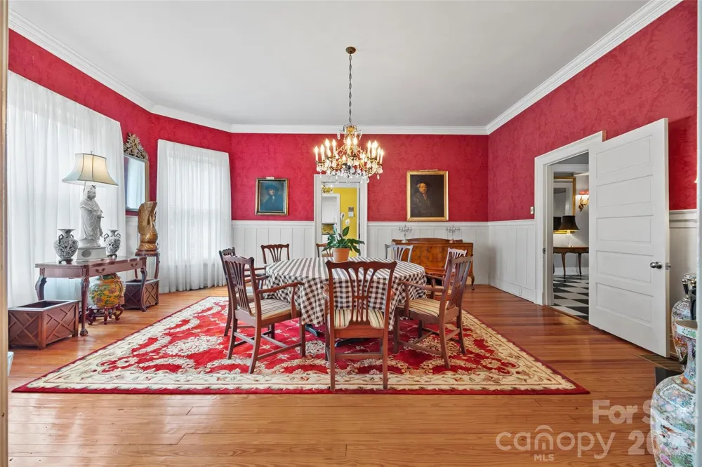 530 E Rutledge Avenue Gaffney, SC 29340
