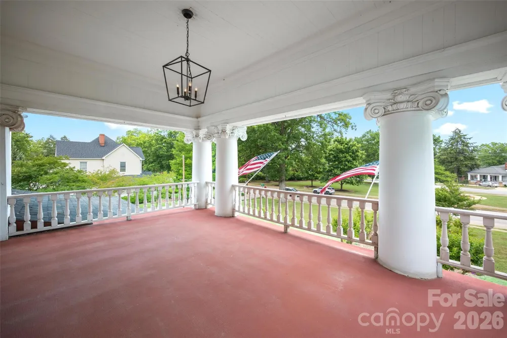 530 E Rutledge Avenue Gaffney, SC 29340