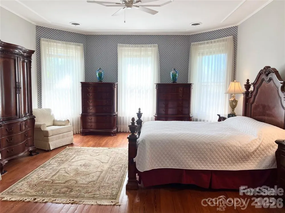 530 E Rutledge Avenue Gaffney, SC 29340
