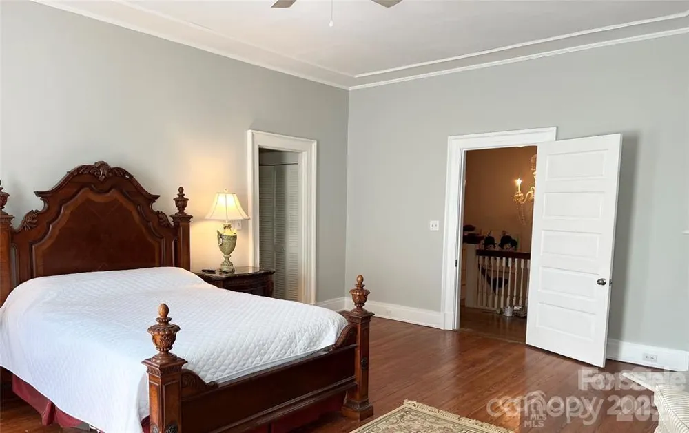 530 E Rutledge Avenue Gaffney, SC 29340