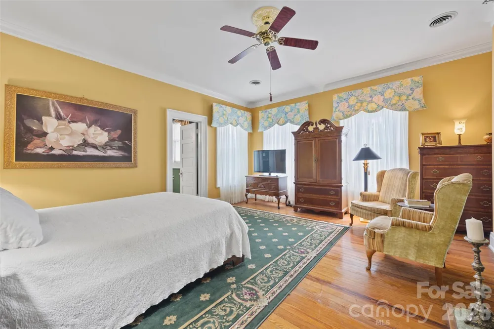 530 E Rutledge Avenue Gaffney, SC 29340
