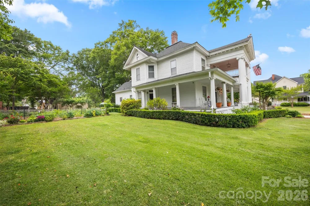530 E Rutledge Avenue Gaffney, SC 29340