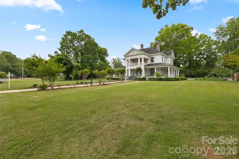 530 E Rutledge Avenue Gaffney, SC 29340
