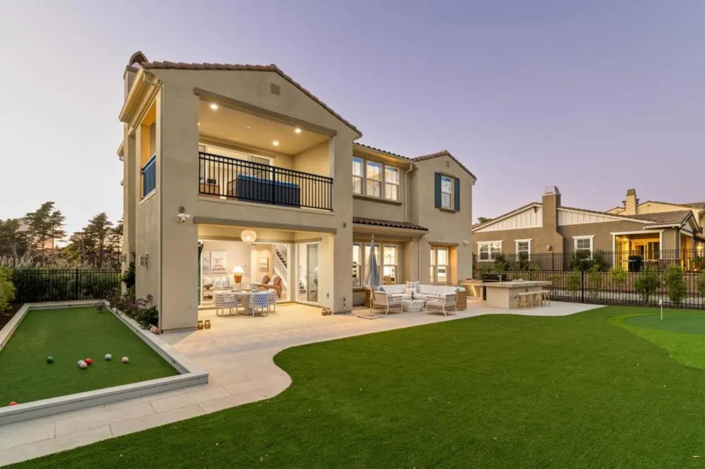 1814 Links Drive Seaside, CA 93955