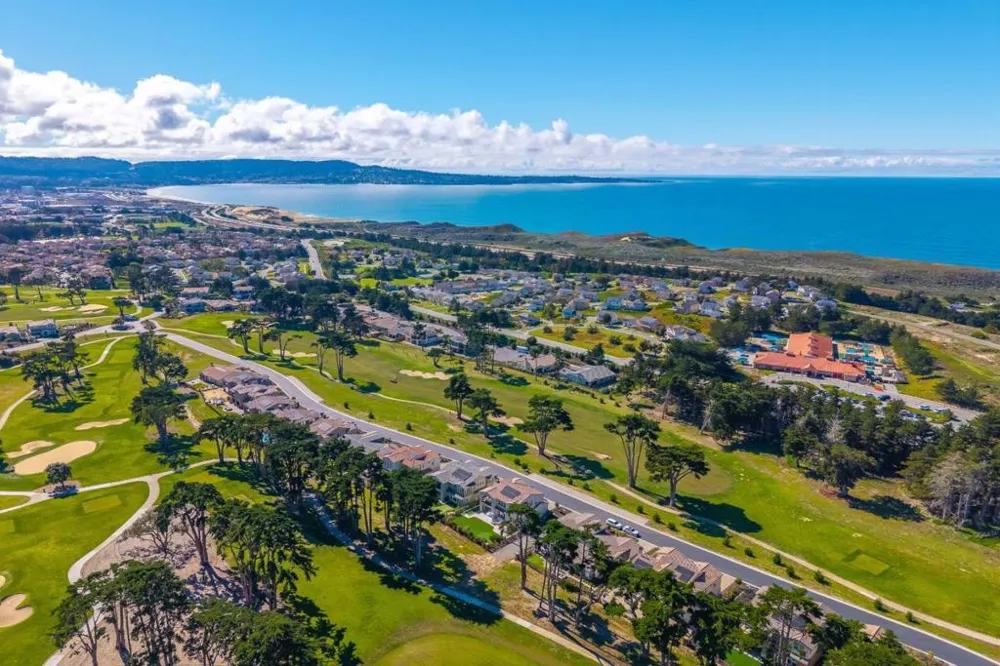 1814 Links Drive Seaside, CA 93955