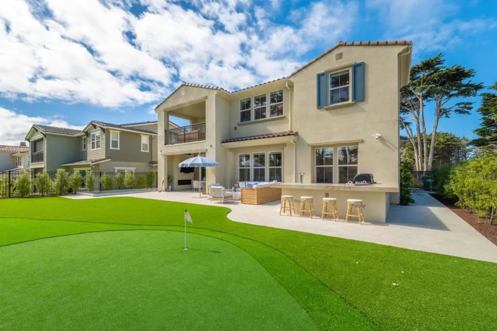 1814 Links Drive Seaside, CA 93955