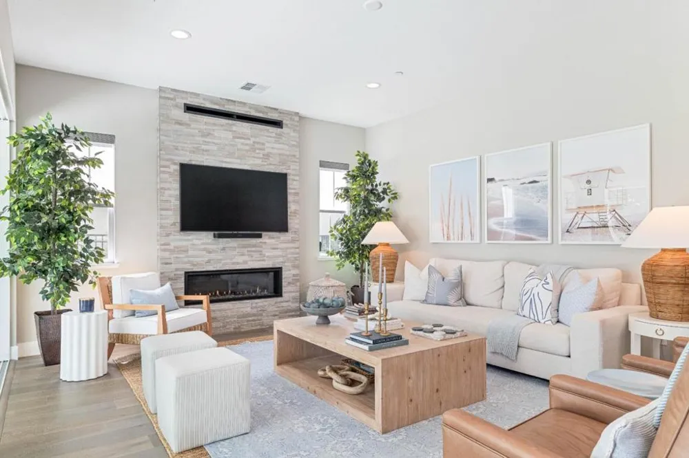 1814 Links Drive Seaside, CA 93955