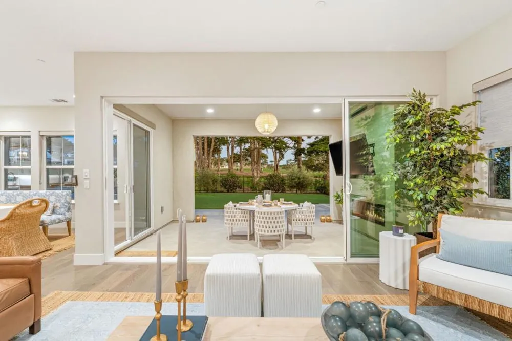 1814 Links Drive Seaside, CA 93955