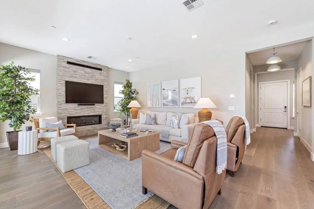 1814 Links Drive Seaside, CA 93955