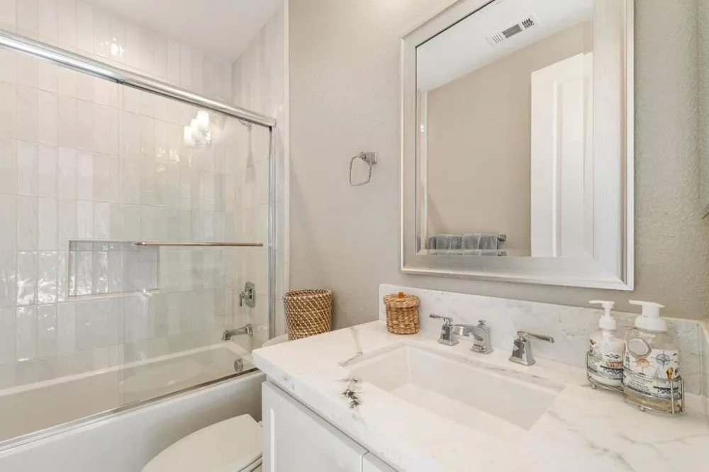 1814 Links Drive Seaside, CA 93955