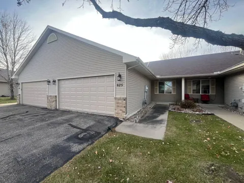 625 Meadow Lane
