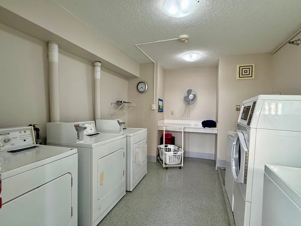 7600 Golden Valley Road #305 Golden Valley, MN 55427