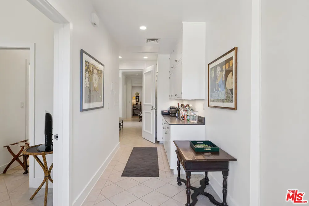 2079 Birnam Wood Drive Santa Barbara, CA 93108