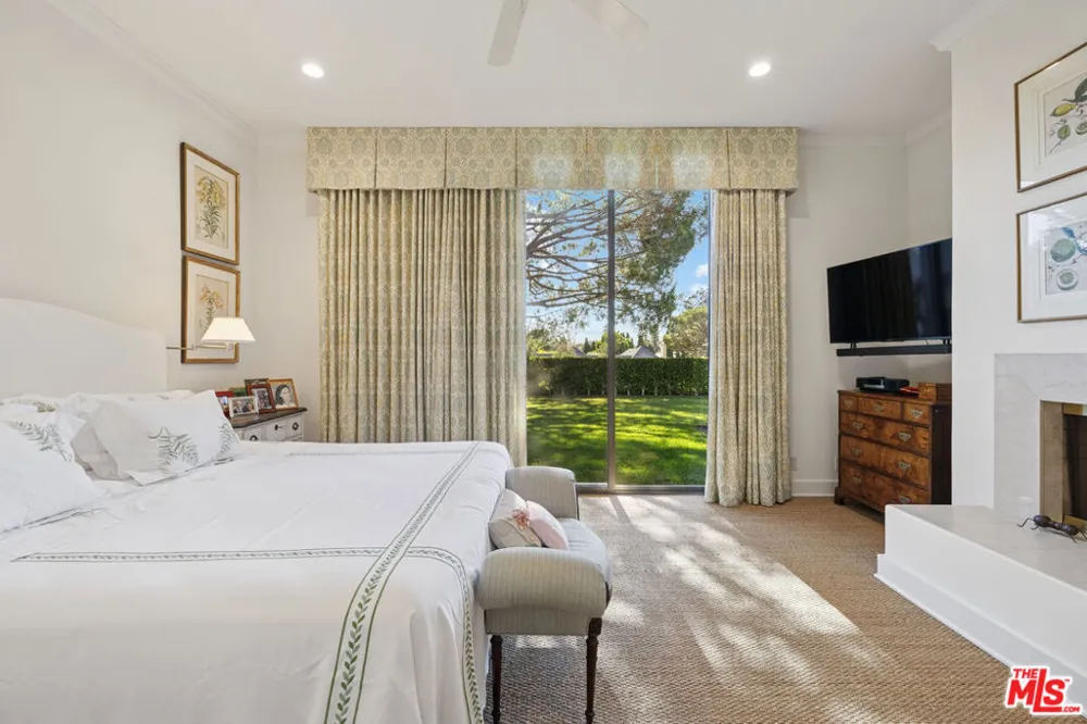 2079 Birnam Wood Drive Santa Barbara, CA 93108
