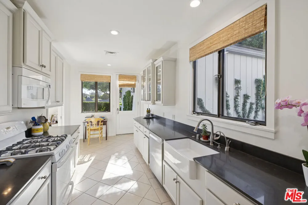 2079 Birnam Wood Drive Santa Barbara, CA 93108