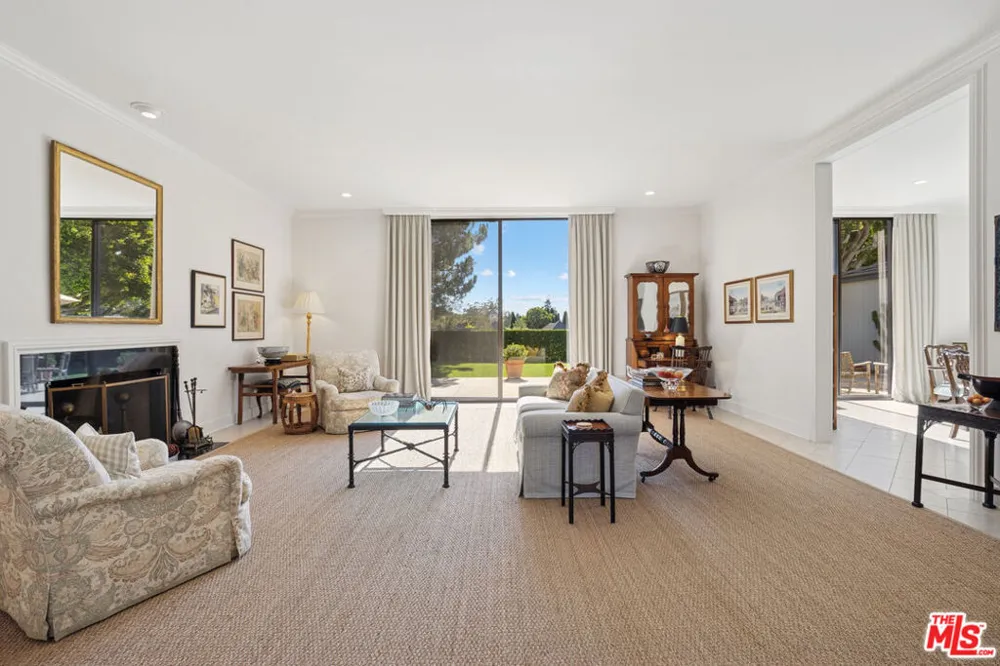 2079 Birnam Wood Drive Santa Barbara, CA 93108