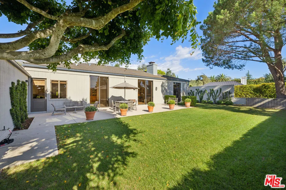2079 Birnam Wood Drive Santa Barbara, CA 93108
