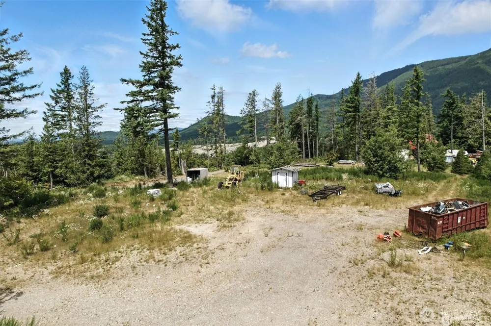 35022 SE 332nd Street Ravensdale, WA 98051