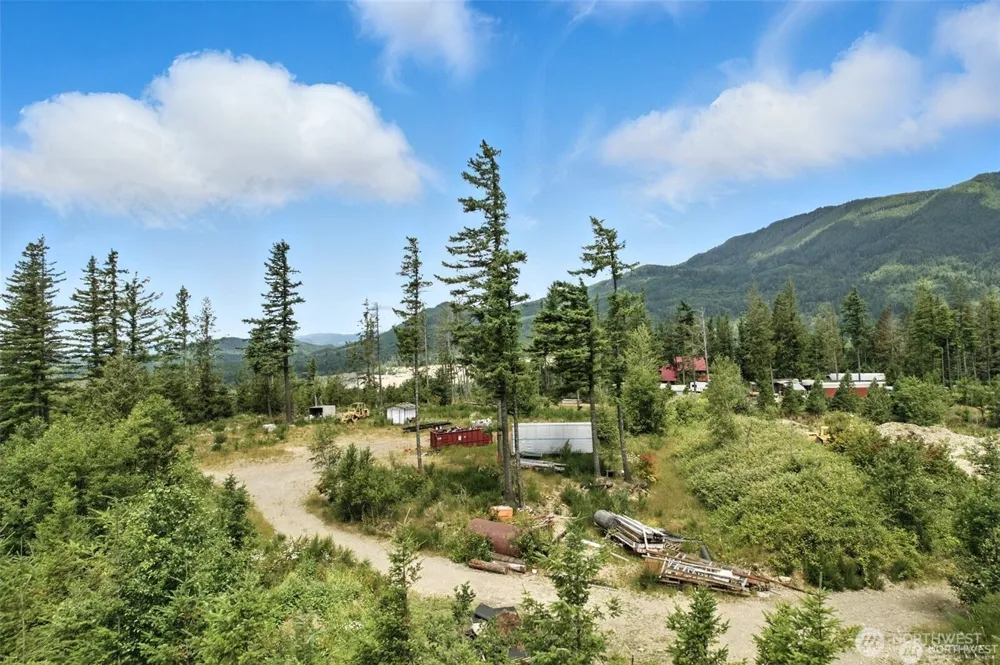 35022 SE 332nd Street Ravensdale, WA 98051