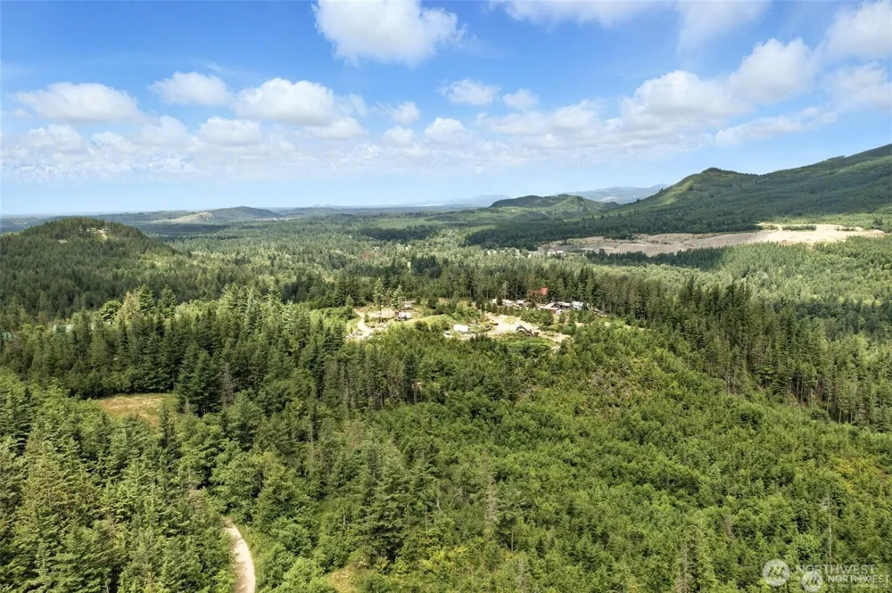 35022 SE 332nd Street Ravensdale, WA 98051