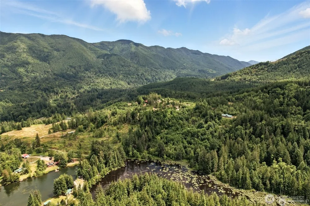 35022 SE 332nd Street Ravensdale, WA 98051