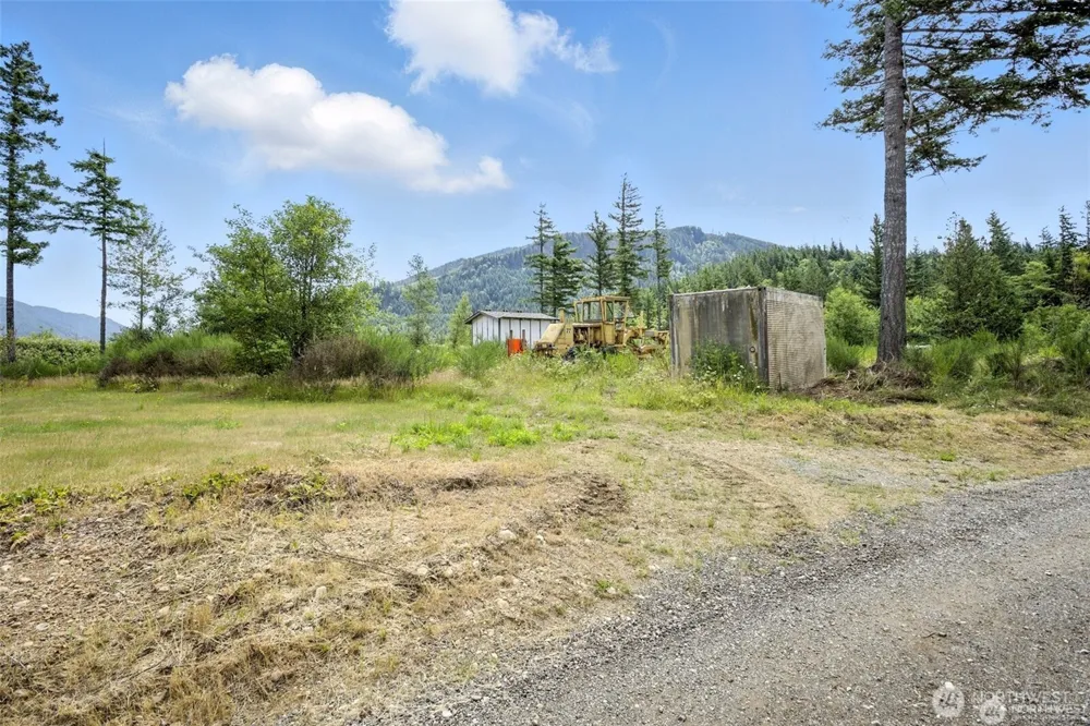 35022 SE 332nd Street Ravensdale, WA 98051