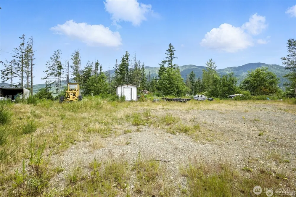 35022 SE 332nd Street Ravensdale, WA 98051