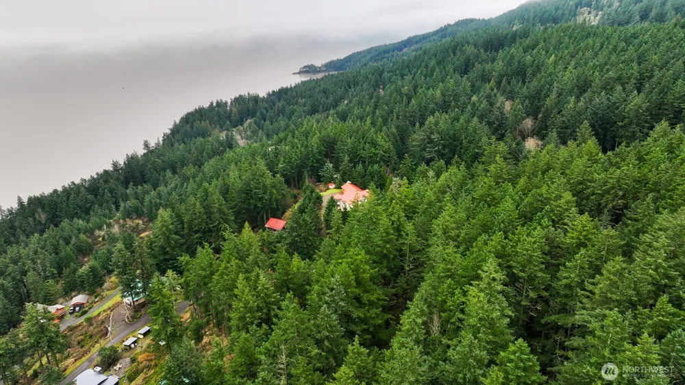 3071 Hales Passage Drive Lummi Island, WA 98262