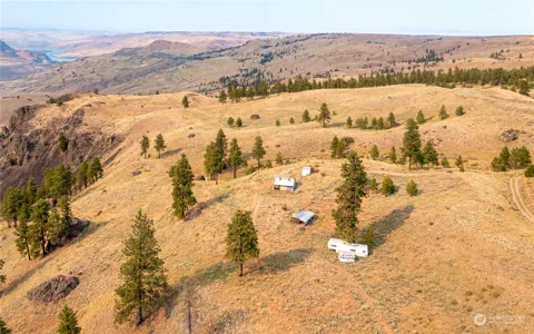 100 Pine Bluffs Lane