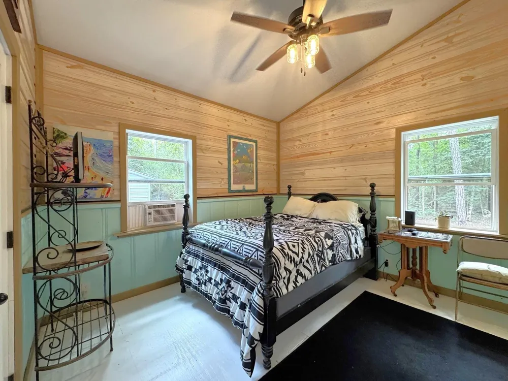 331 County Road 3240 Colmesneil, TX 75938