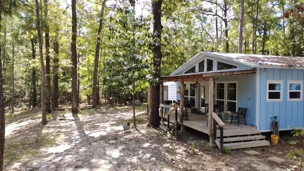 331 County Road 3240 Colmesneil, TX 75938